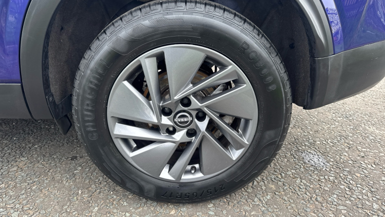 Nissan Qashqai 1.3 DiG-T MH 158 Acenta Premium 5dr Xtronic Petrol Hatchback